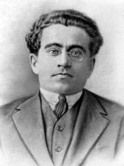 Gramsci_1922.jpg